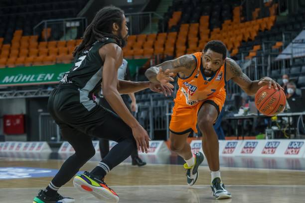 中致命三分 中致命三分