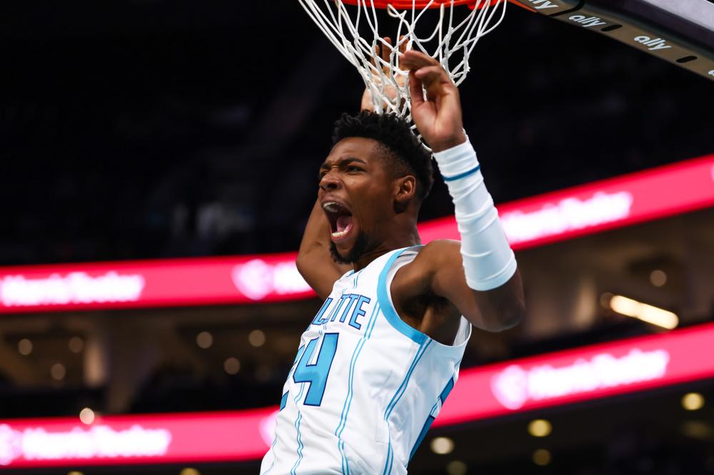 全队协作共 全队协作共